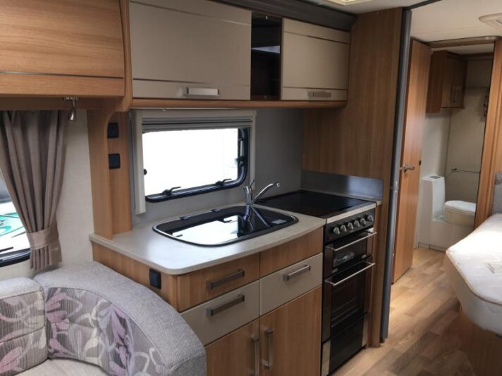 Coachman VIP 560 - Image 8