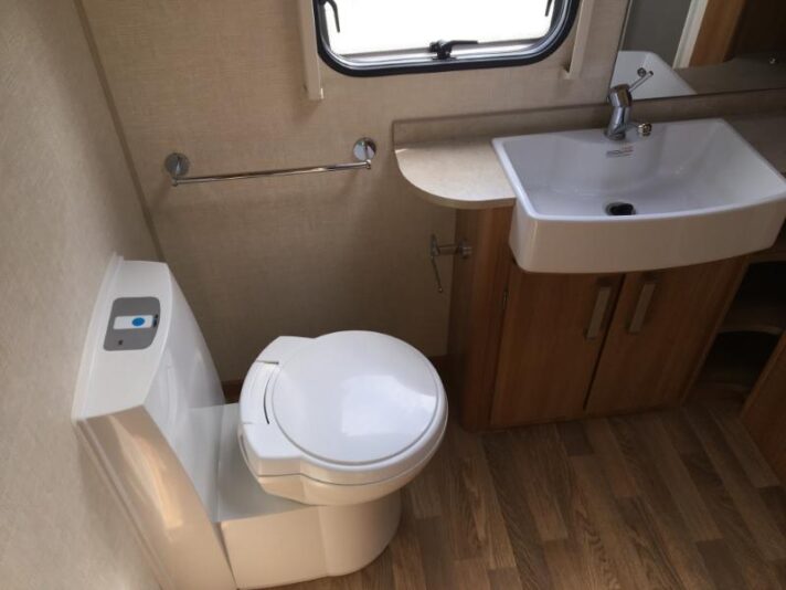 Coachman VIP 560 - Image 13